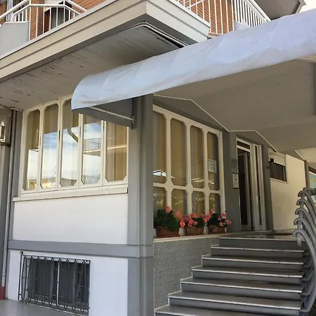 Moresco Aparthotel *